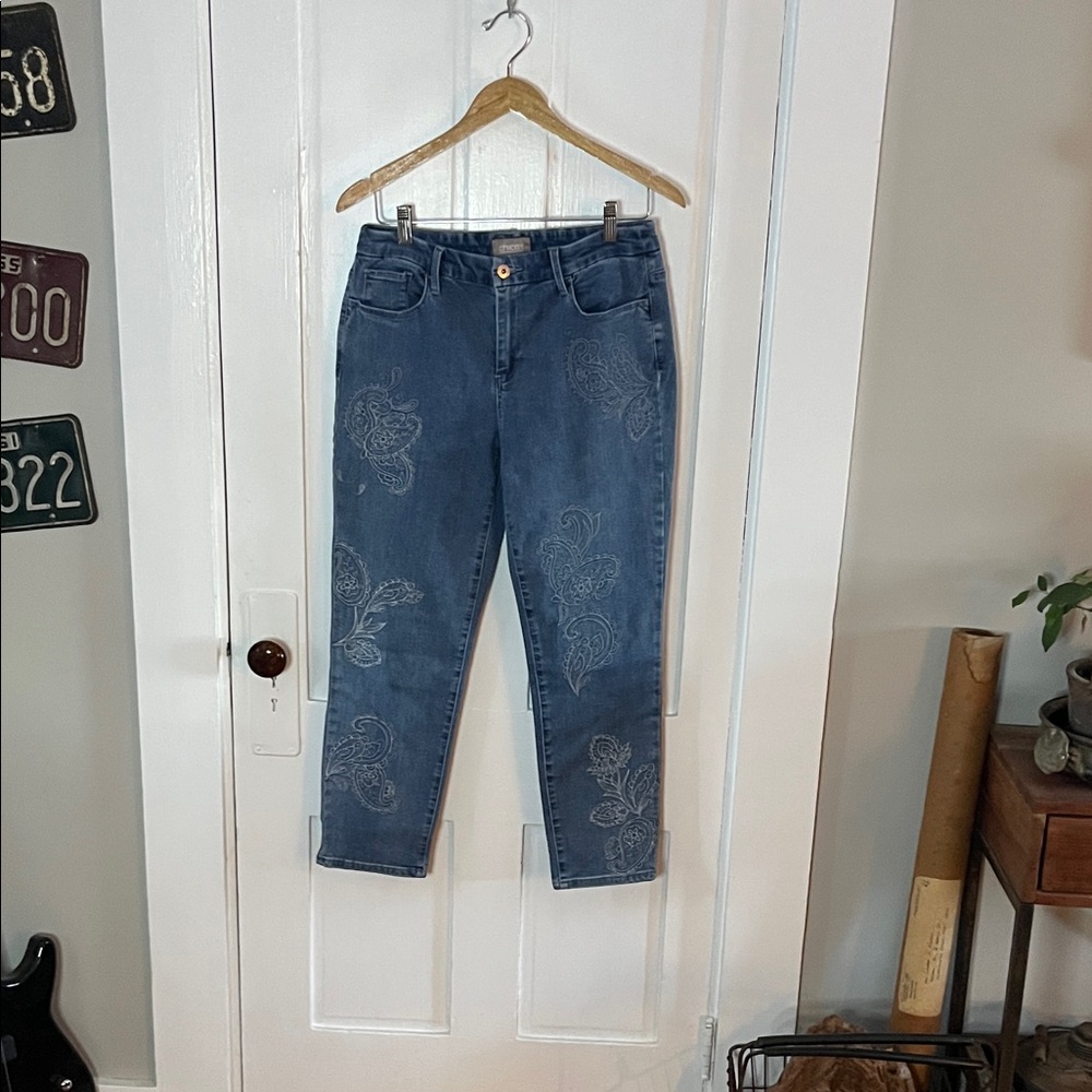 Chico’s embroidered jeans ankle